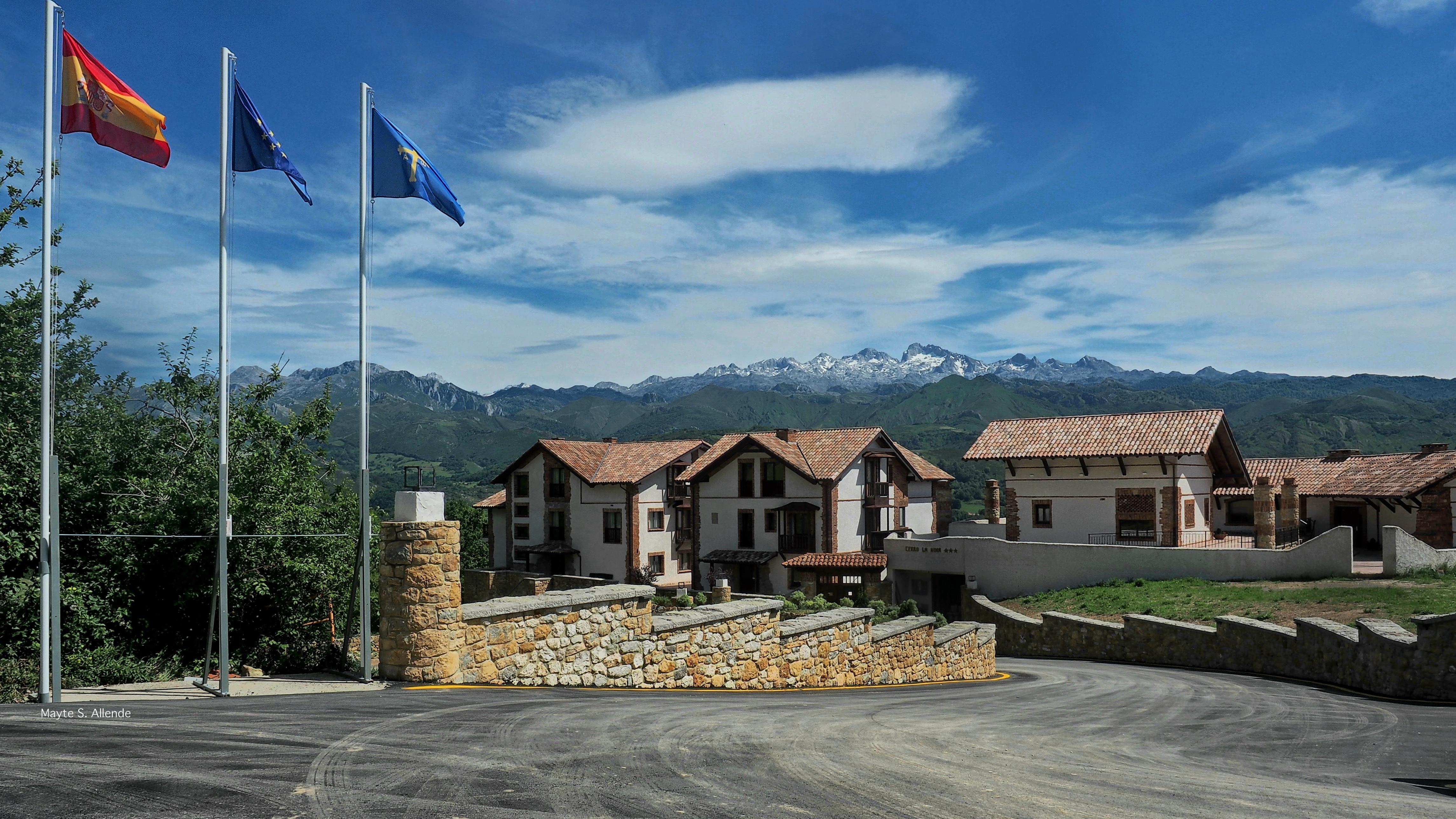 Cerro La Nina Beceña